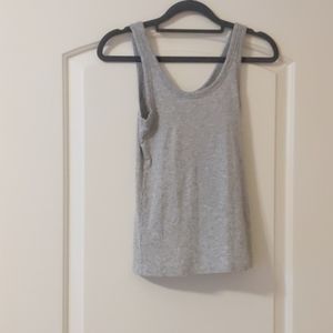 Grey tank top